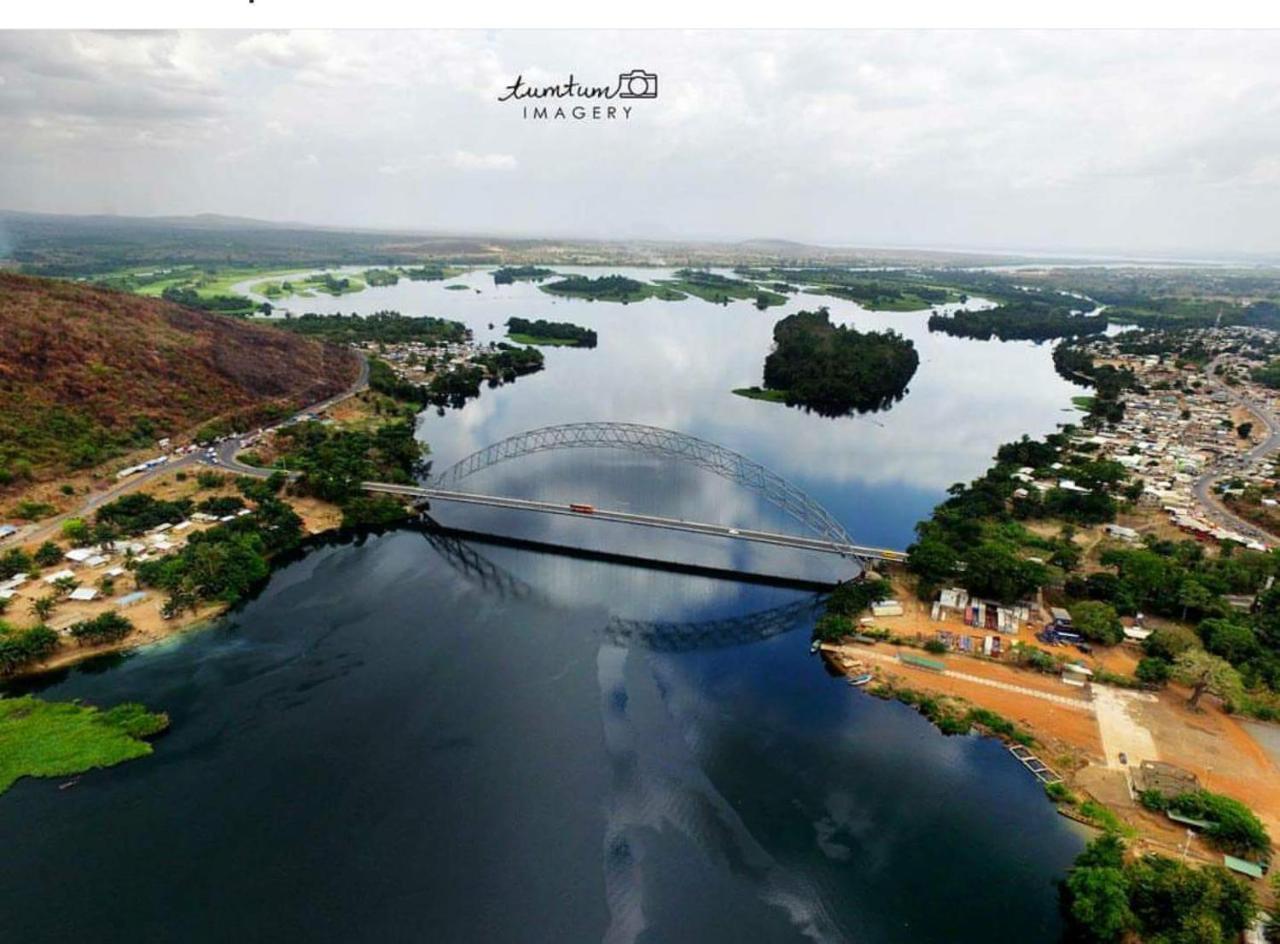 Aylos Bay Hotell Akosombo Eksteriør bilde